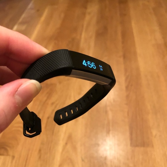 fitbit Accessories - Fitbit Alta HR with extra rose gold band